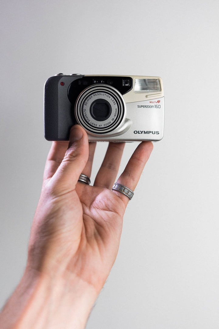 Olympus Superzoom 160